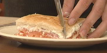 сэндвичи с семгой и сливочным сыром