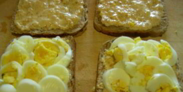 сэндвичи с яйцом в индийском стиле