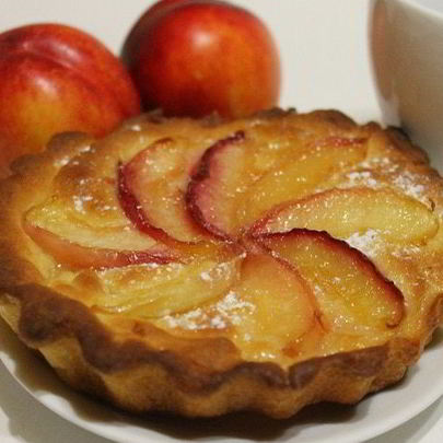 Сдобные тарталетки с нектарином