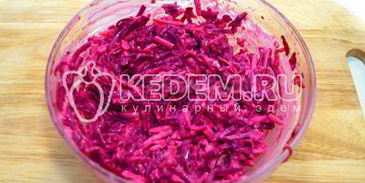 свекла с сыром в тарталетках