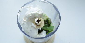 тарталетки с авокадо и рыбой