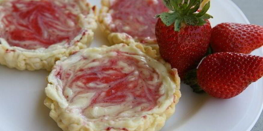 Рецепт тарталеток с белым шоколадом и клубникой