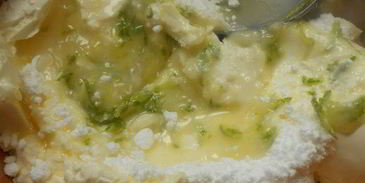 тарталетки с лаймовым маскарпоне и ромовой вишней