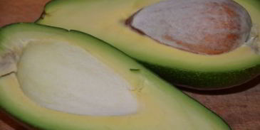 тарталетки с муссом из авокадо