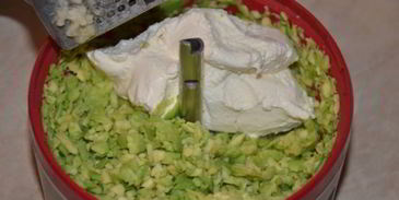 тарталетки с муссом из авокадо