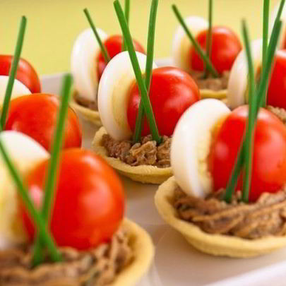 Тарталетки с печеночным паштетом