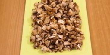 тарталетки с салатом из куриной печени