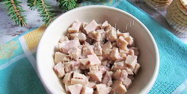 тарталетки с салатом из печени трески