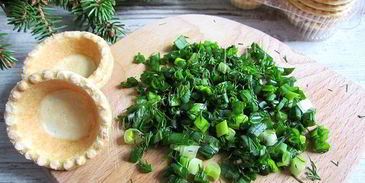 тарталетки с салатом из печени трески