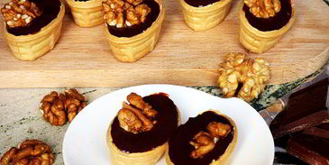 тарталетки с шоколадной начинкой