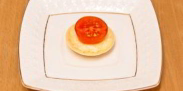 тарталетки с сыром и помидорами