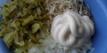 тарталетки с тунцом и сыром