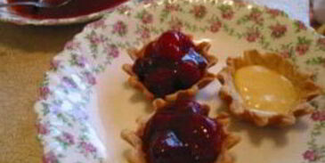 тарталетки с ягодами