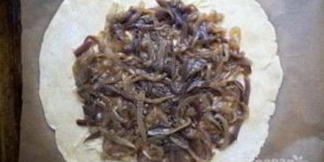 луковый тарт