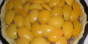 шоколадно-персиковый тарт