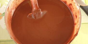 шоколадный тарт с клубникой