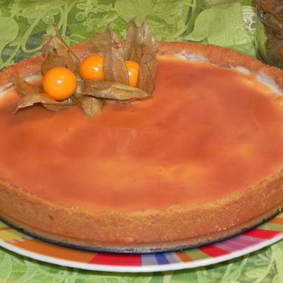 Снежный тарт с карамельным соусом