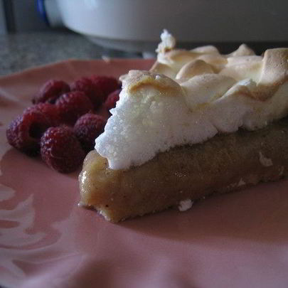 Тарт Грушевая массала под меренгой