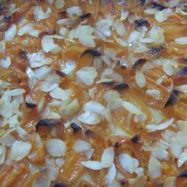 Рецепт Тарта с абрикосами ны слоенома тесте