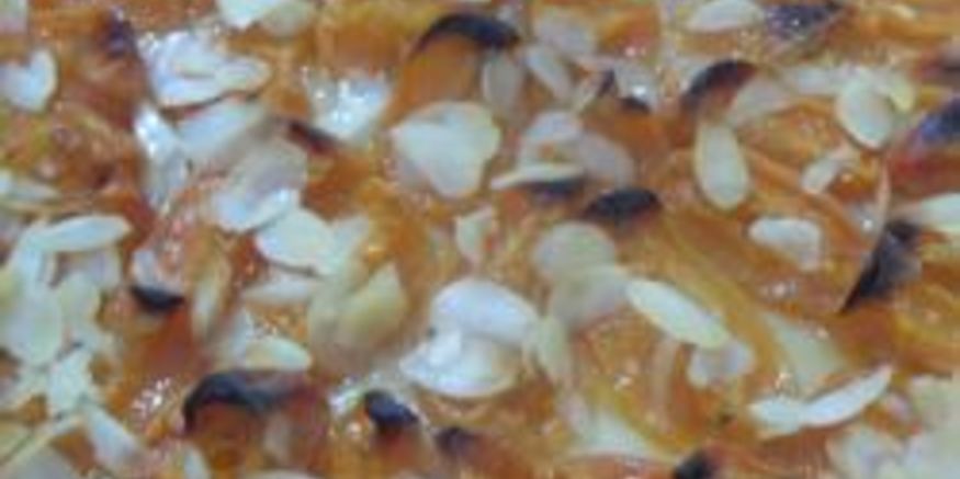 Рецепт тарта с абрикосами на слоеном тесте