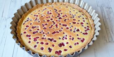 тарт с брусникой