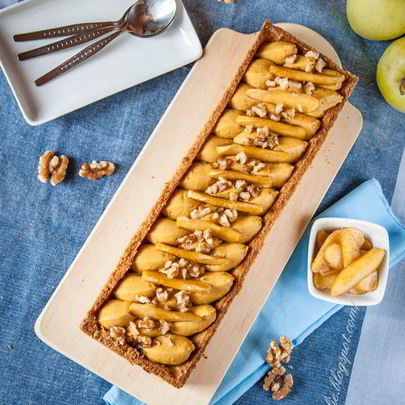 Тарт с карамельным кремом и яблоками