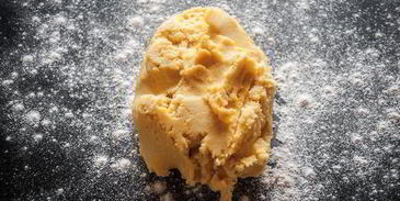 тарт с карамельным кремом и яблоками