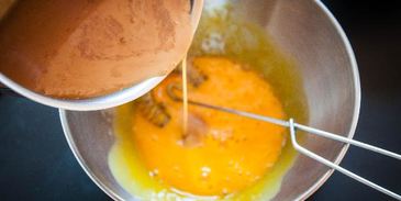 тарт с карамельным кремом и яблоками