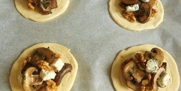 тарты с грибами и грецкими орехами