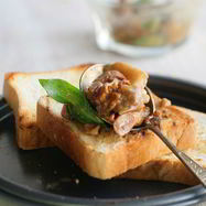 Рецепт Тостов с грибным соусом