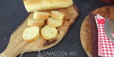 тосты со сливочным сыром и свежим инжиром