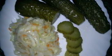 вкусная закуска — сельдь с отварным картофелем