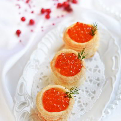 Волованы с красной икрой