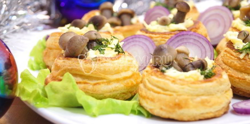 Рецепт волованов с сырной начинкой и грибами