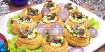 волованы с сырной начинкой и грибами