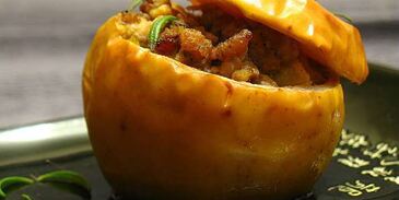 яблочки, фаршированные мясом