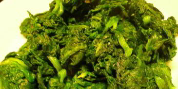 яичница-болтунья с копченой форелью