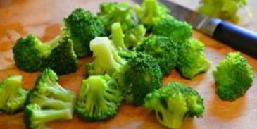 яичница с брокколи