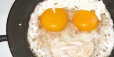 яичница с гречкой