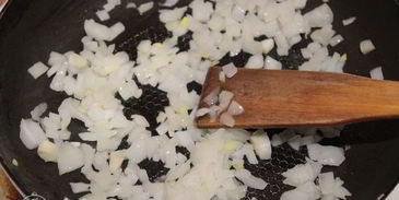 яичница с помидорами и луком