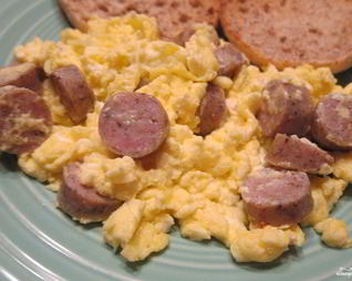 Яичница с сосиской