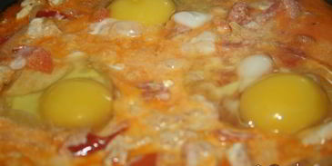 яичница со сметаной