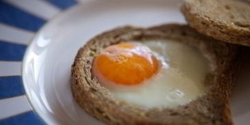 яичница в иллюминаторе