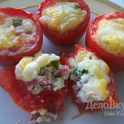 Яичница в томатах в духовке