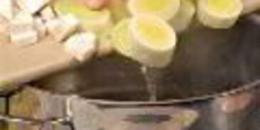 заливное из белой рыбы в свекольном желе