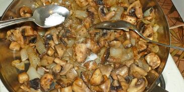 жульен с грибами и сметаной