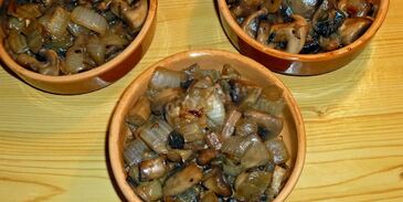 жульен с грибами и сметаной