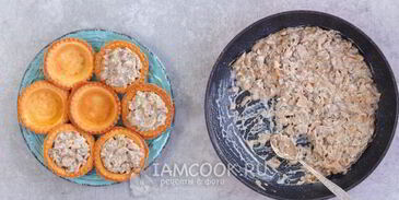 жульен в тарталетках с грибами и сыром