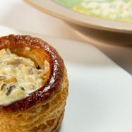 Рецепт Жюльена из грибов в волованах