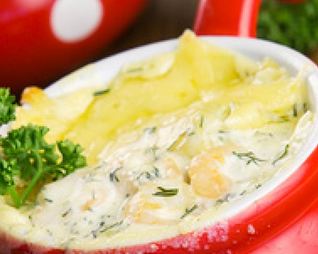 Жюльен с креветками в горшочках